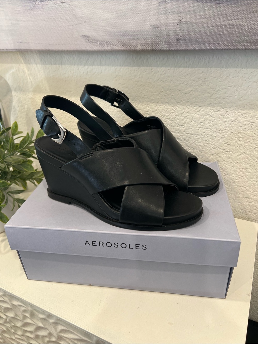 AEROSOLES Black Cross-Strap Slingback Wedges